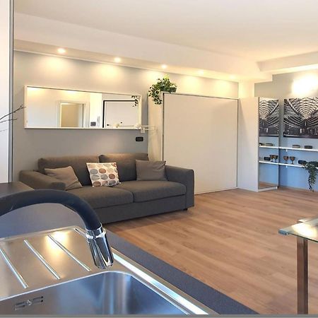 Smart Studio Milano - 1Min From The Subway Bagian luar foto